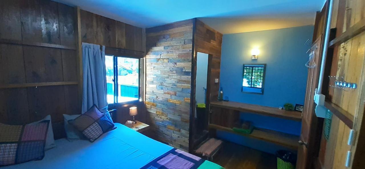 Bong'S Guesthouse M'Pai Bay Koh Rong Sanloem Bagian luar foto